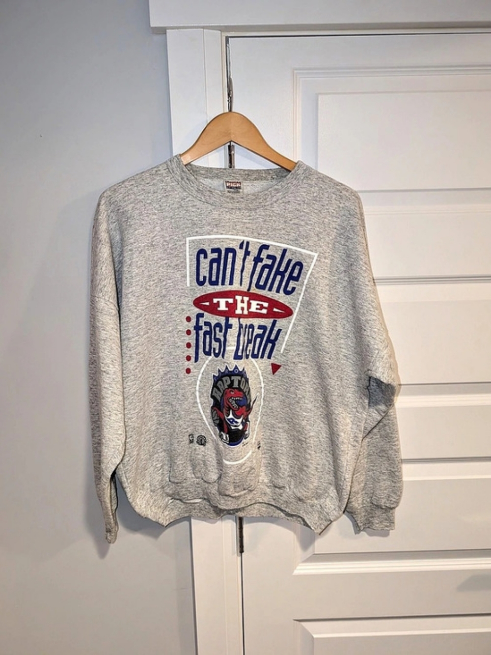 Vintage 90's Toronto Raptors NBA Basketball Crewneck Graphic Gray Sweatshirt